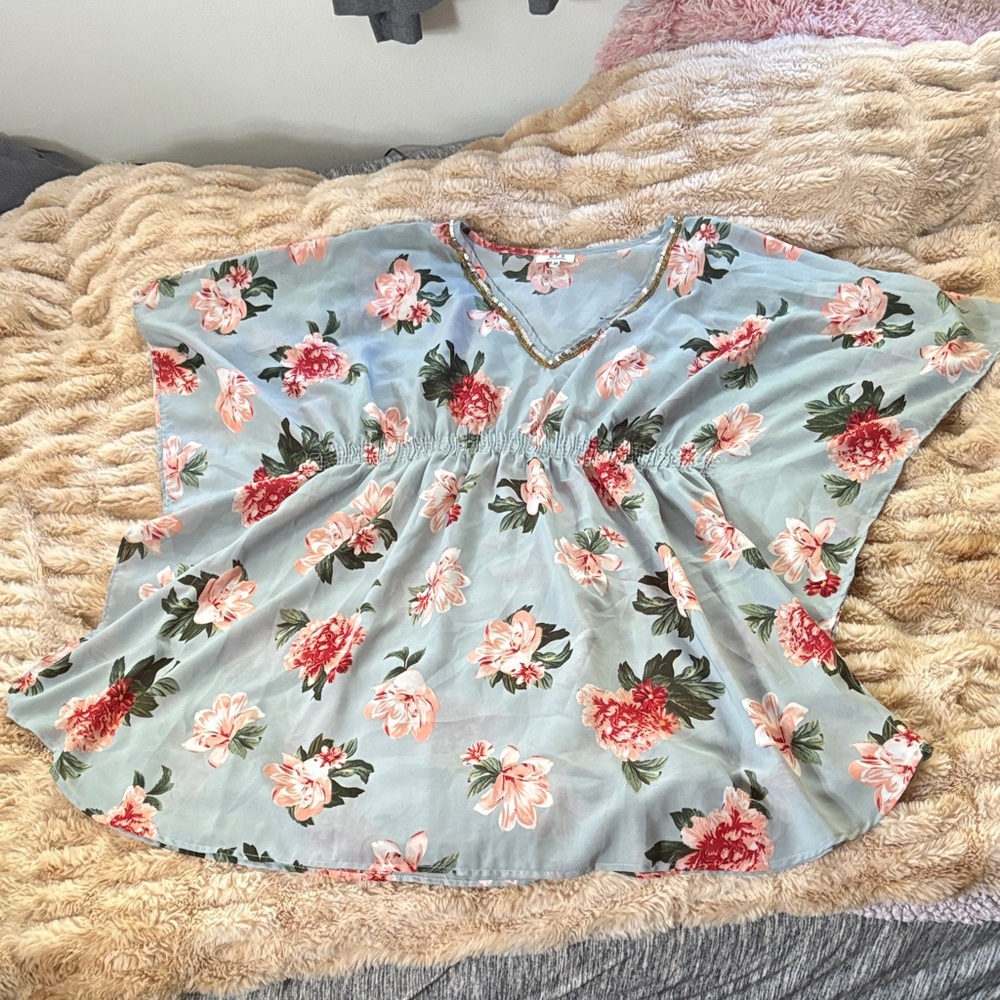 Chic Floral Tunic Top - Light Blue and Pink